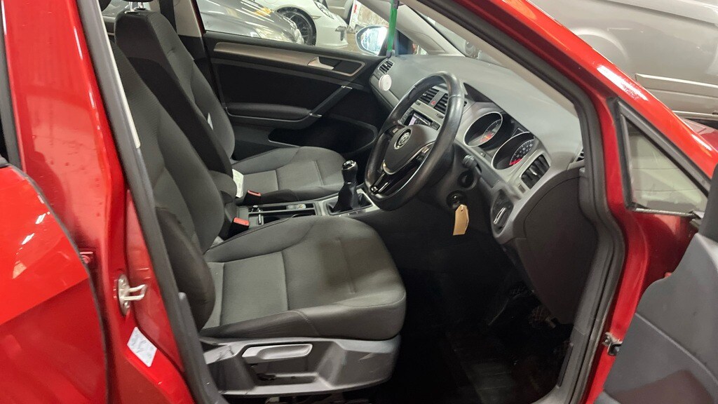 Used Volkswagen Golf 2014 for sale - 78090782: Photo 8