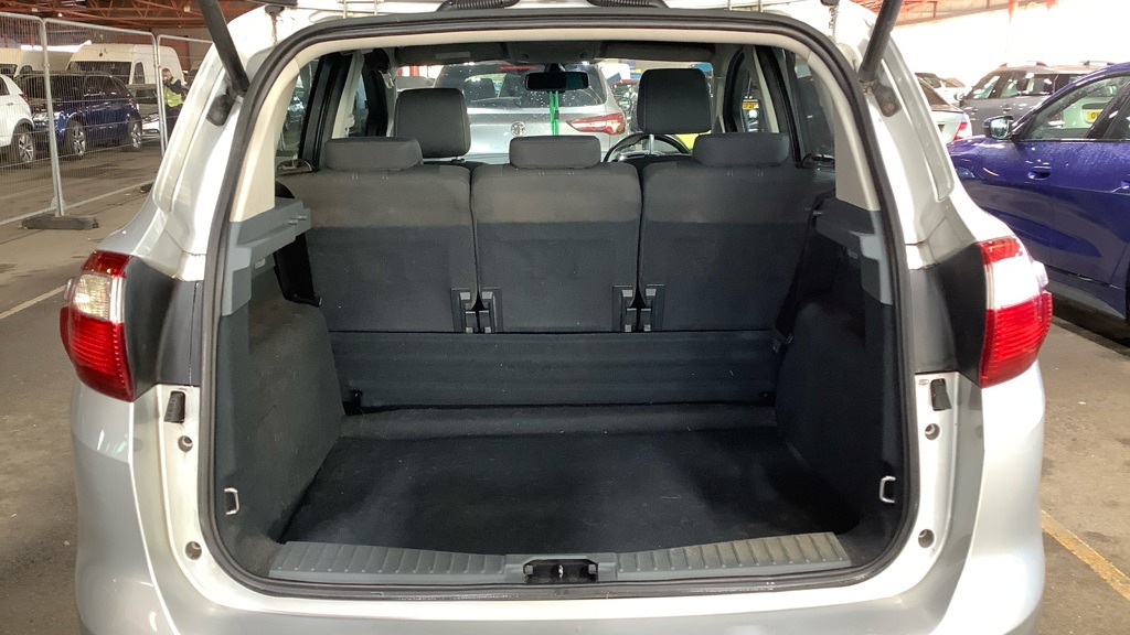 Used Ford C-Max 2011 for sale - 77221069: Photo 8