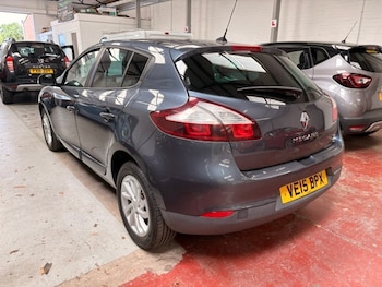 Used Renault Megane 2015 for sale - 79125902: Photo