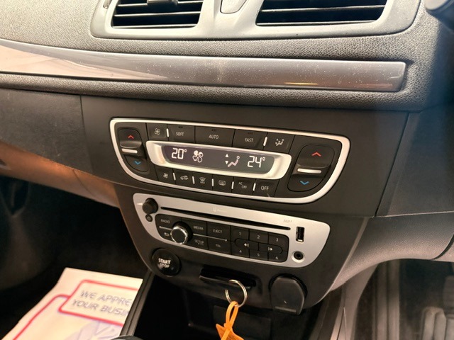 Used Renault Megane 2015 for sale - 78040319: Photo 23