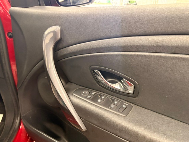 Used Renault Megane 2015 for sale - 78040319: Photo 24