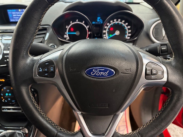 Used Ford Fiesta 2015 for sale - 76879377: Photo 21