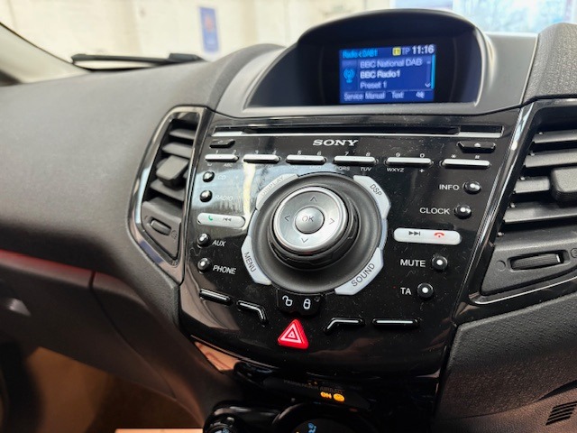 Used Ford Fiesta 2015 for sale - 76879377: Photo 26