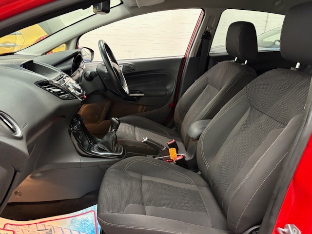 Used Ford Fiesta 2015 for sale - 76879377: Photo 31