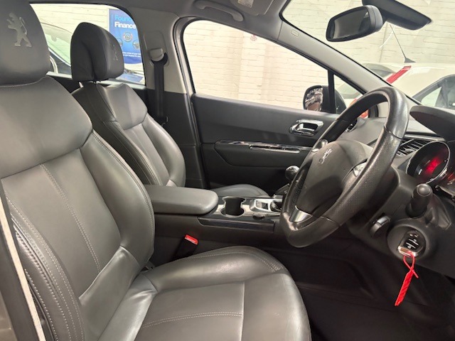 Used Peugeot 3008 2016 for sale - 76340780: Photo 19