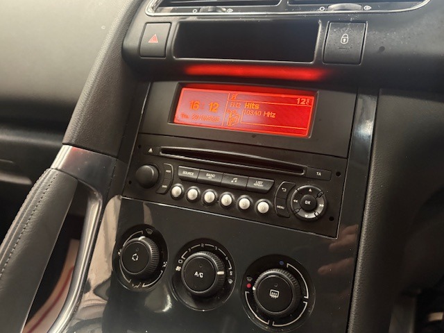 Used Peugeot 3008 2016 for sale - 76340780: Photo 23