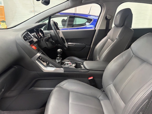 Used Peugeot 3008 2016 for sale - 76340780: Photo 28