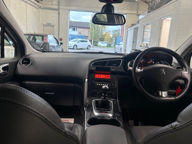 Used Peugeot 3008 2016 for sale - 76340780: Photo 32