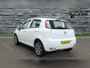 Used Fiat Punto 2015 for sale - 78950723: Photo