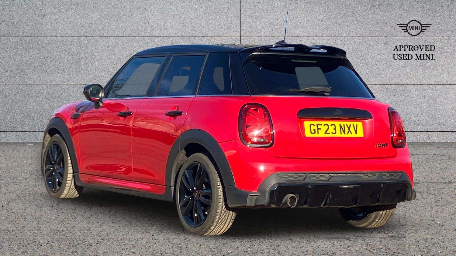Used MINI Cooper 2023 for sale - 76732354: Photo 2