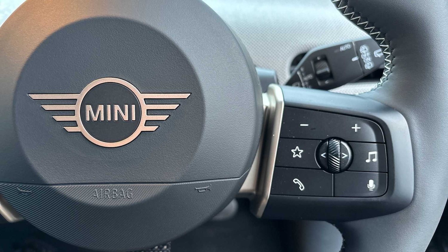 Used MINI Cooper 2024 for sale - 76170139: Photo 23