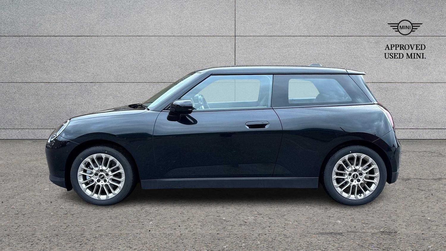 Used MINI Cooper 2024 for sale - 76170139: Photo 5