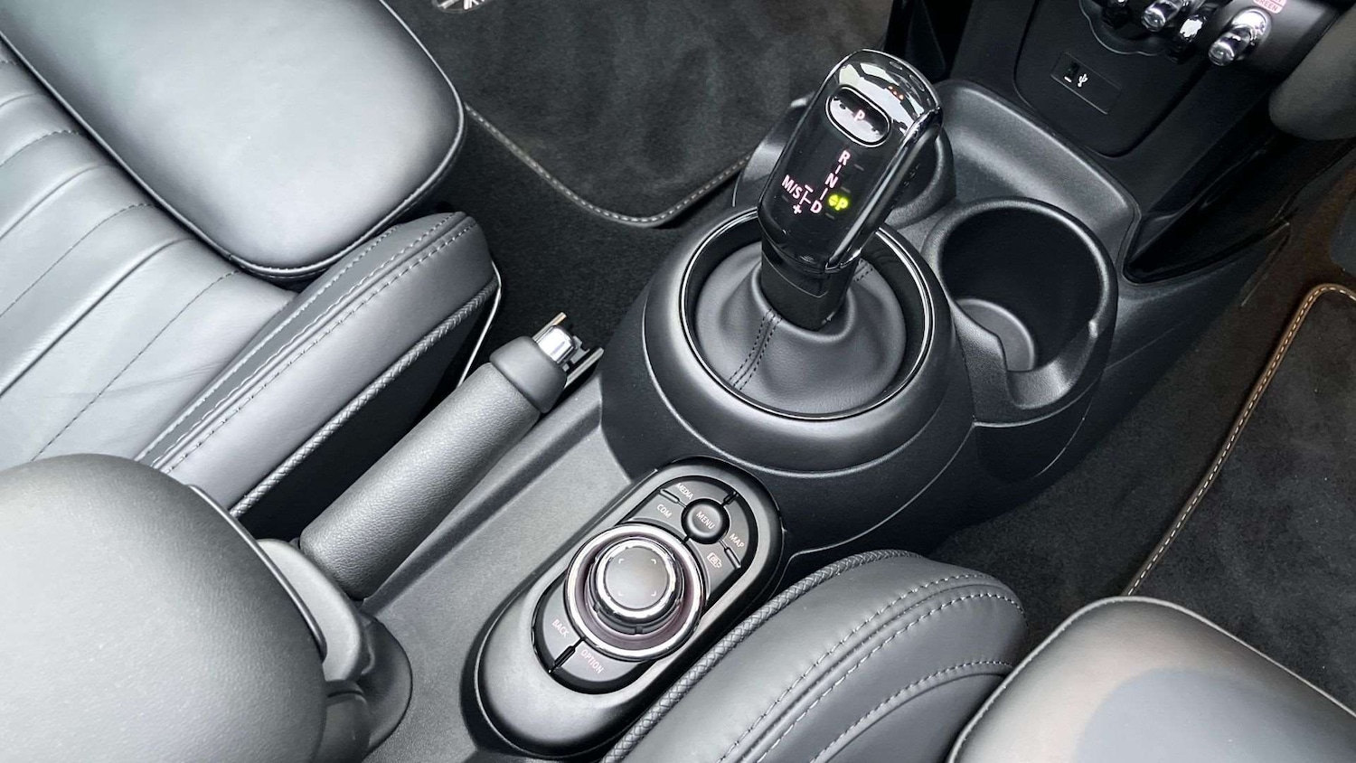 Used MINI Convertible 2023 for sale - 77058274: Photo 12