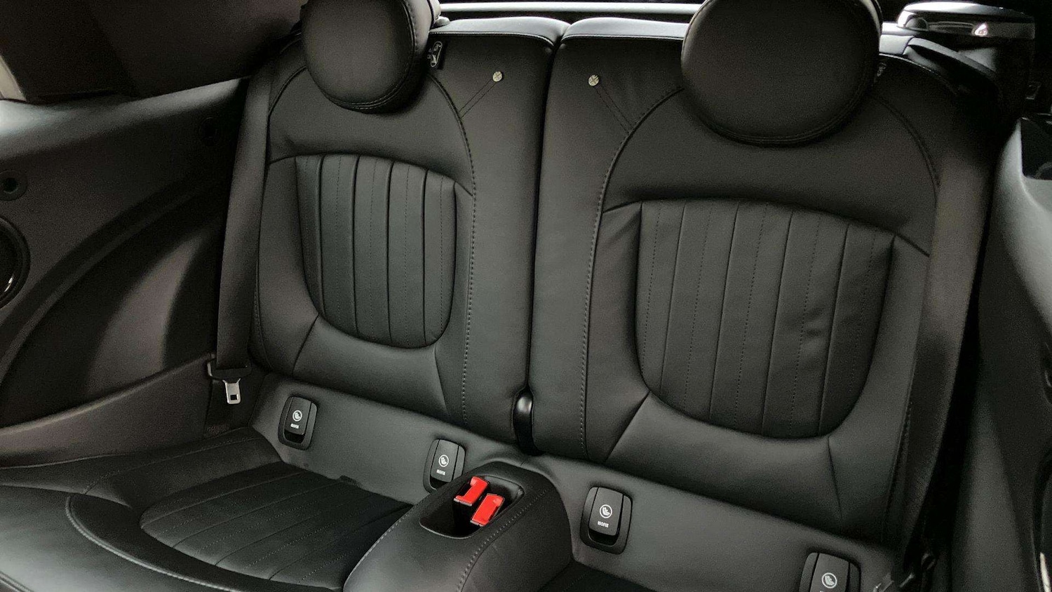 Used MINI Convertible 2023 for sale - 77058274: Photo 14