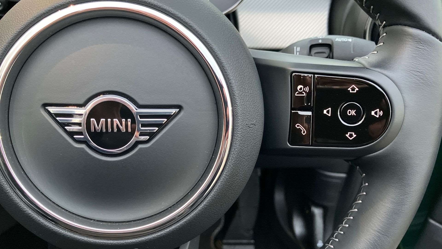 Used MINI Convertible 2023 for sale - 77058274: Photo 23