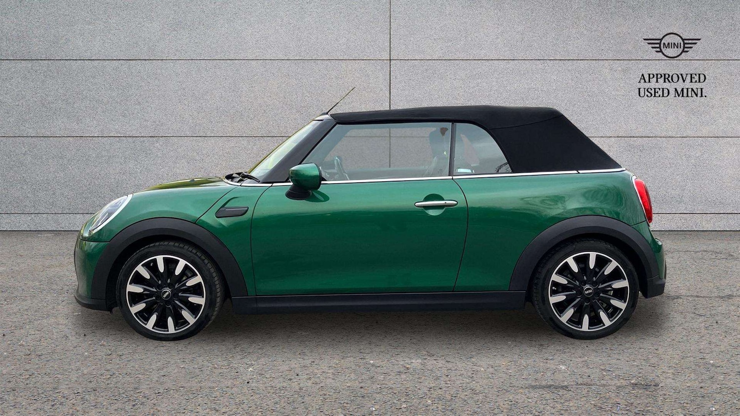 Used MINI Convertible 2023 for sale - 77058274: Photo 5