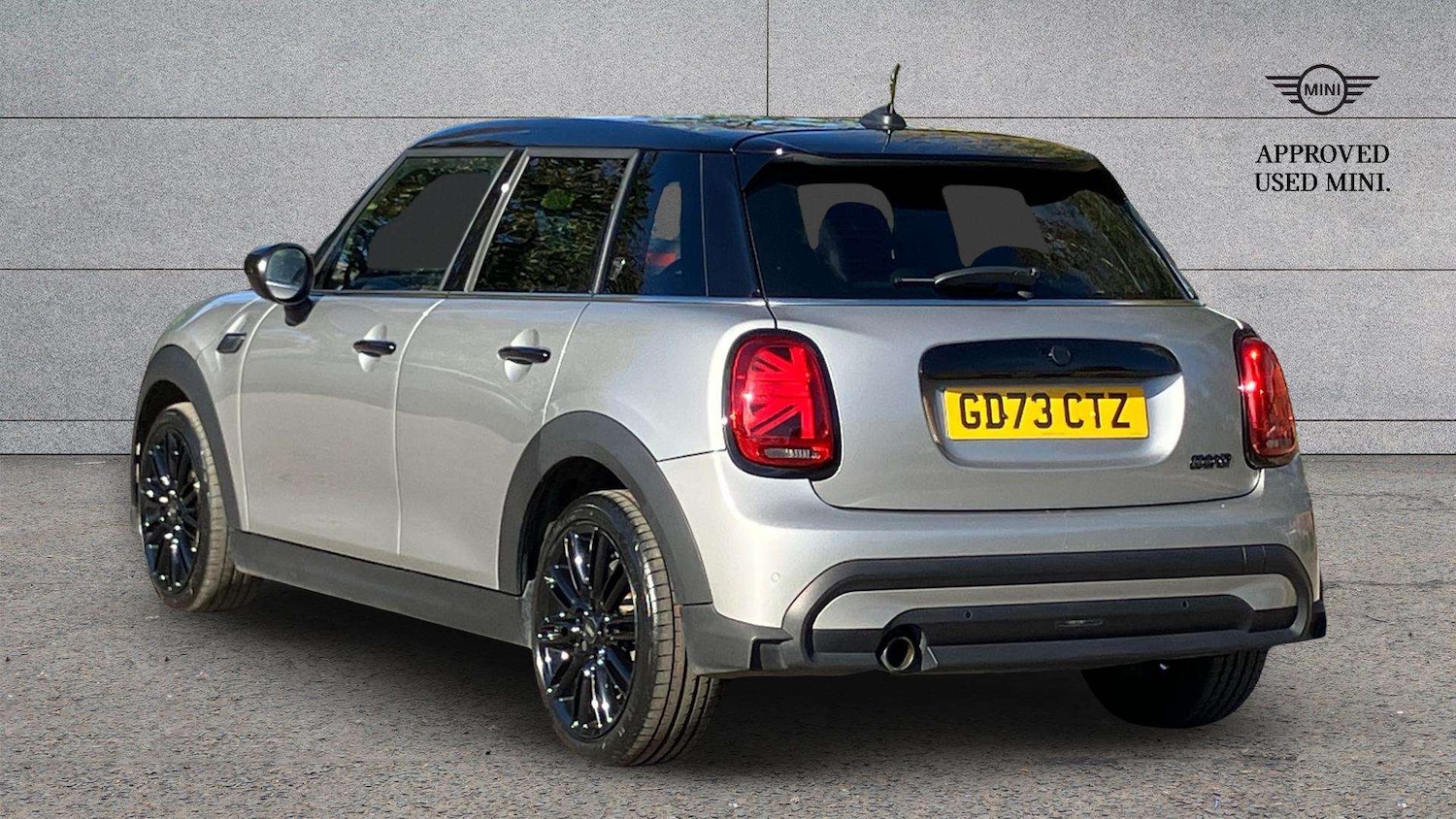 Used MINI Hatch 2023 for sale - 76411416: Photo 2