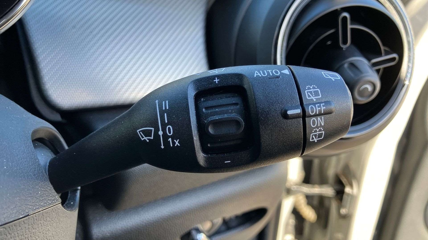 Used MINI Hatch 2023 for sale - 76411416: Photo 30