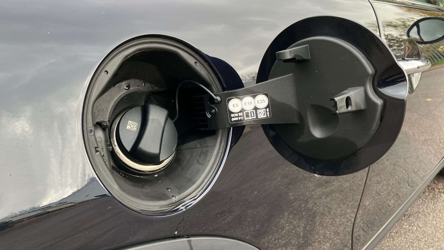 Used MINI Convertible 2022 for sale - 76553165: Photo 25