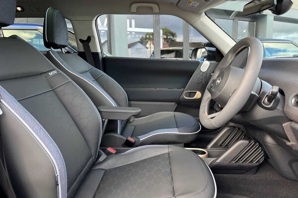 Used MINI Cooper 2024 for sale - 73361576: Photo 13