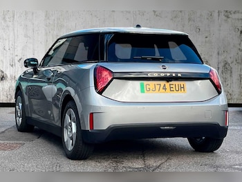 Used MINI Cooper 2024 for sale - 73361576: Photo