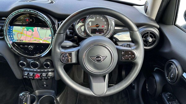 Used MINI Hatch 2022 for sale - 76170144: Photo 7