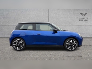 Used MINI Cooper 2024 for sale - 74633946: Photo