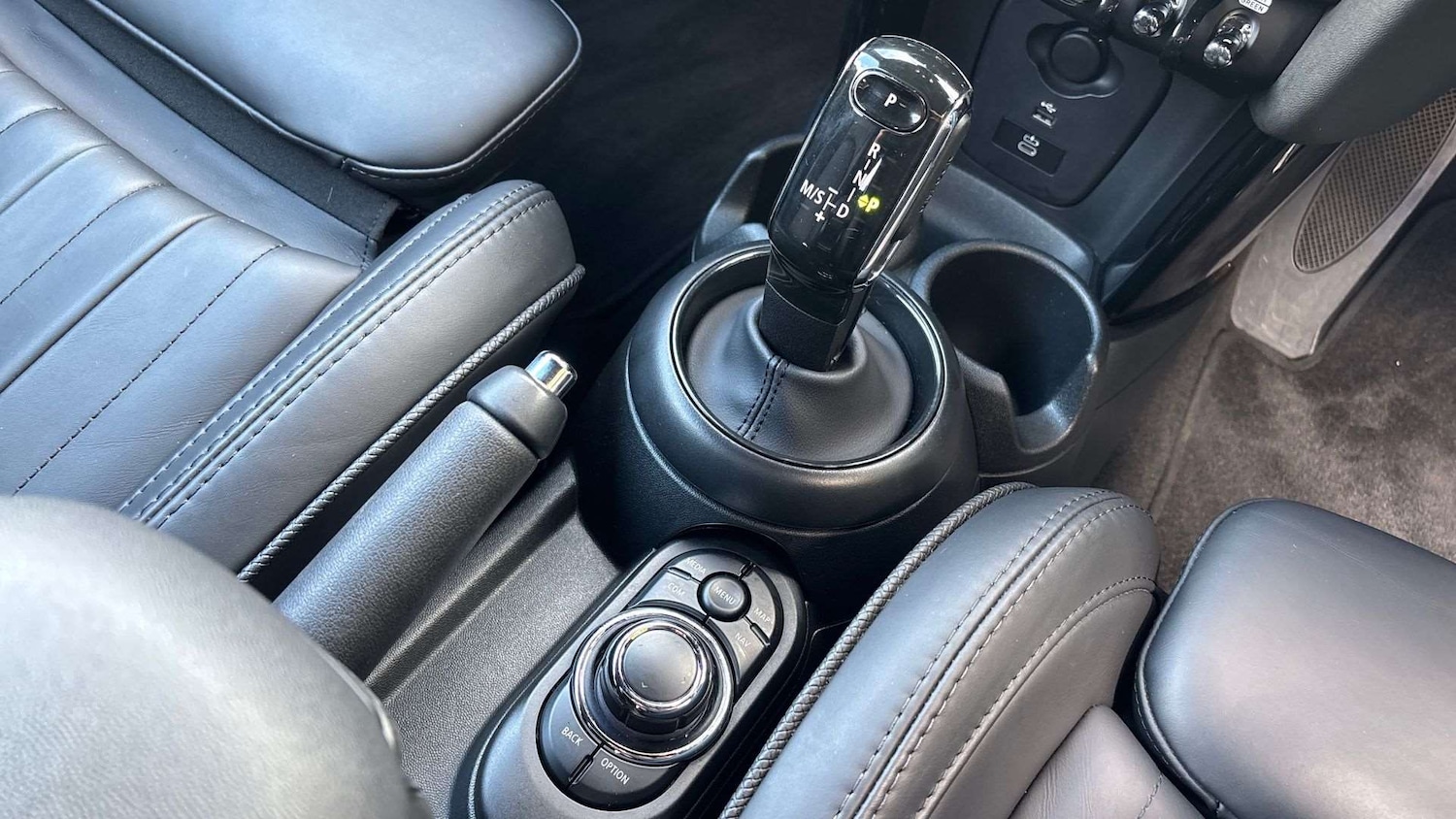 Used MINI Convertible 2023 for sale - 76218444: Photo 12