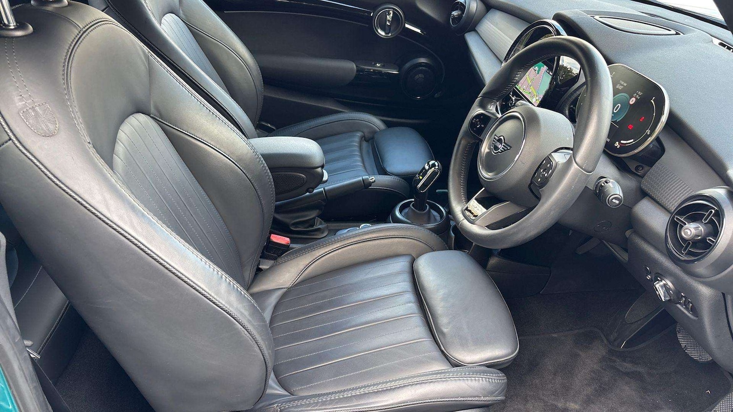 Used MINI Convertible 2023 for sale - 76218444: Photo 13