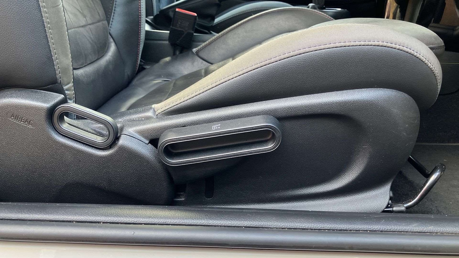 Used MINI Hatch 2022 for sale - 77099635: Photo 28