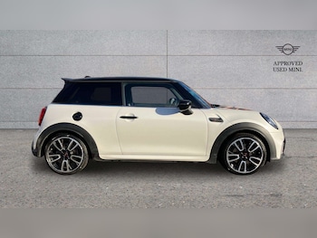 Used MINI Hatch 2022 for sale - 77099635: Photo