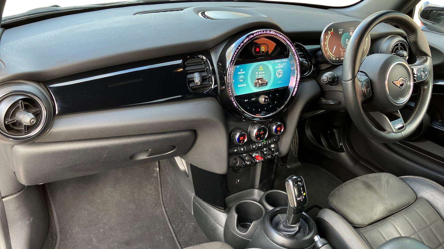 Used MINI Hatch 2022 for sale - 77099635: Photo 9