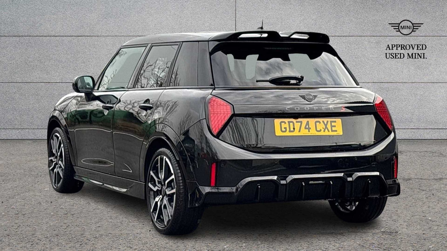 Used MINI Cooper 2024 for sale - 77527046: Photo 2