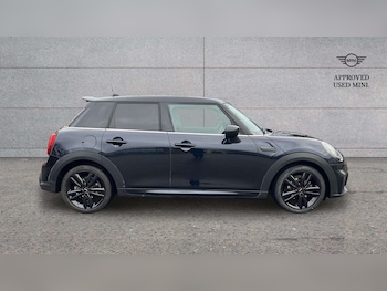 Used MINI Hatch 2023 for sale - 77239863: Photo