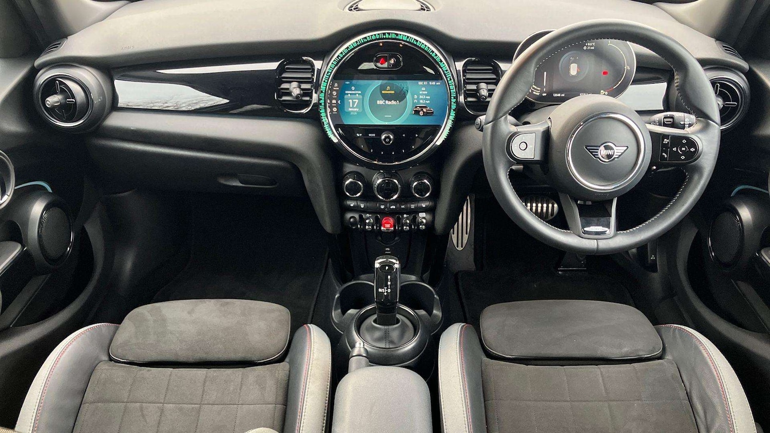 Used MINI Hatch 2023 for sale - 77239863: Photo 6