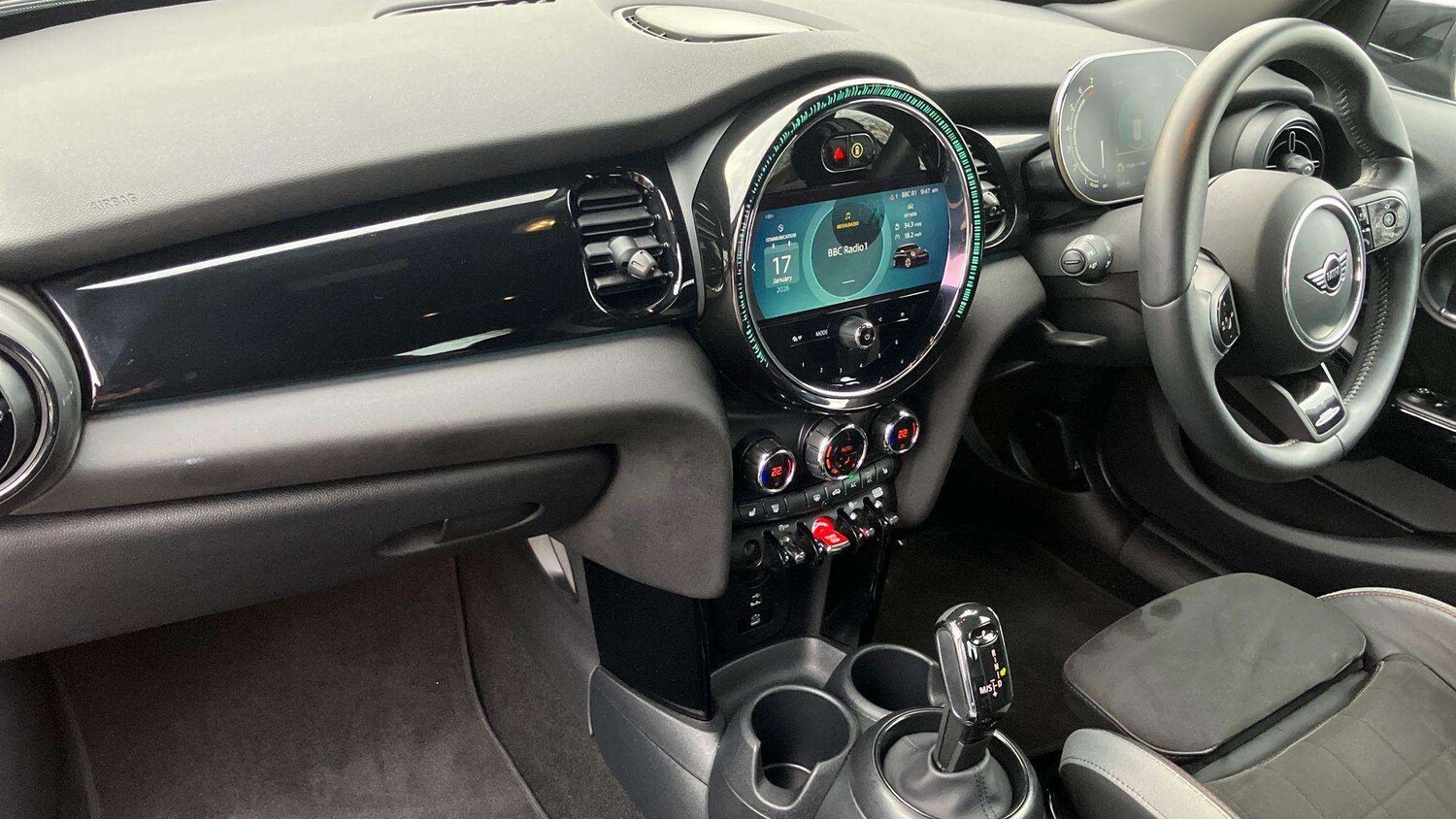 Used MINI Hatch 2023 for sale - 77239863: Photo 9