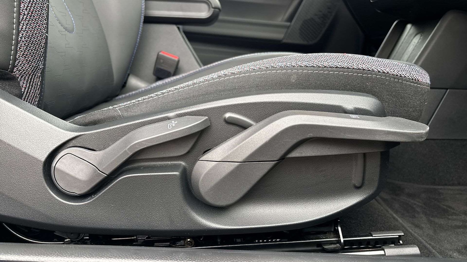 Used MINI Cooper 2024 for sale - 76875672: Photo 28