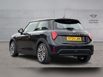 Used MINI Cooper 2024 for sale - 76875672: Photo