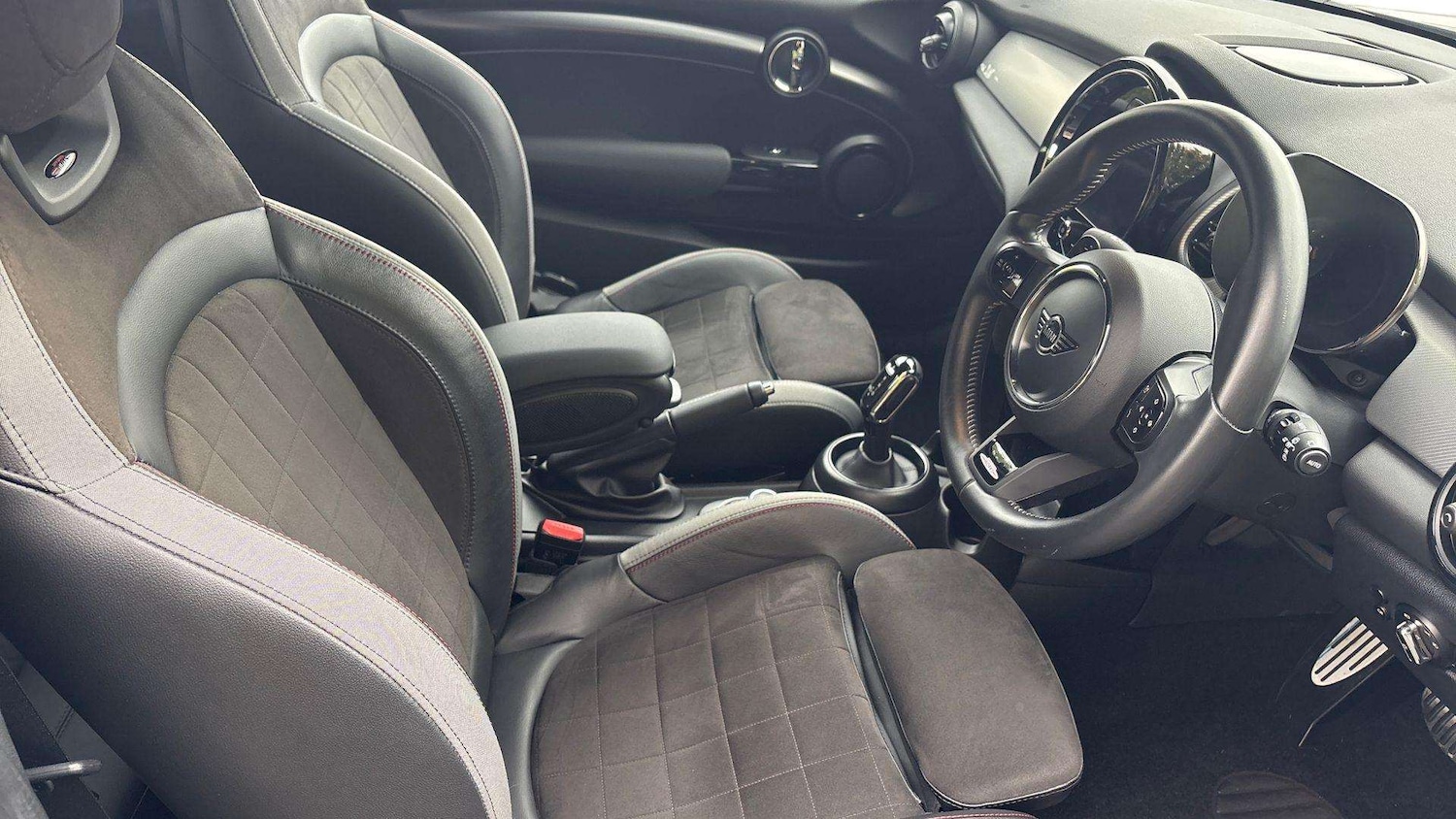 Used MINI Hatch 2021 for sale - 76316134: Photo 13