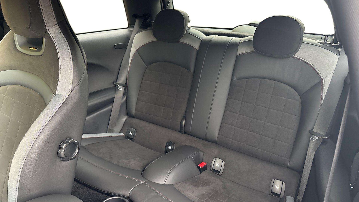 Used MINI Hatch 2021 for sale - 76316134: Photo 14