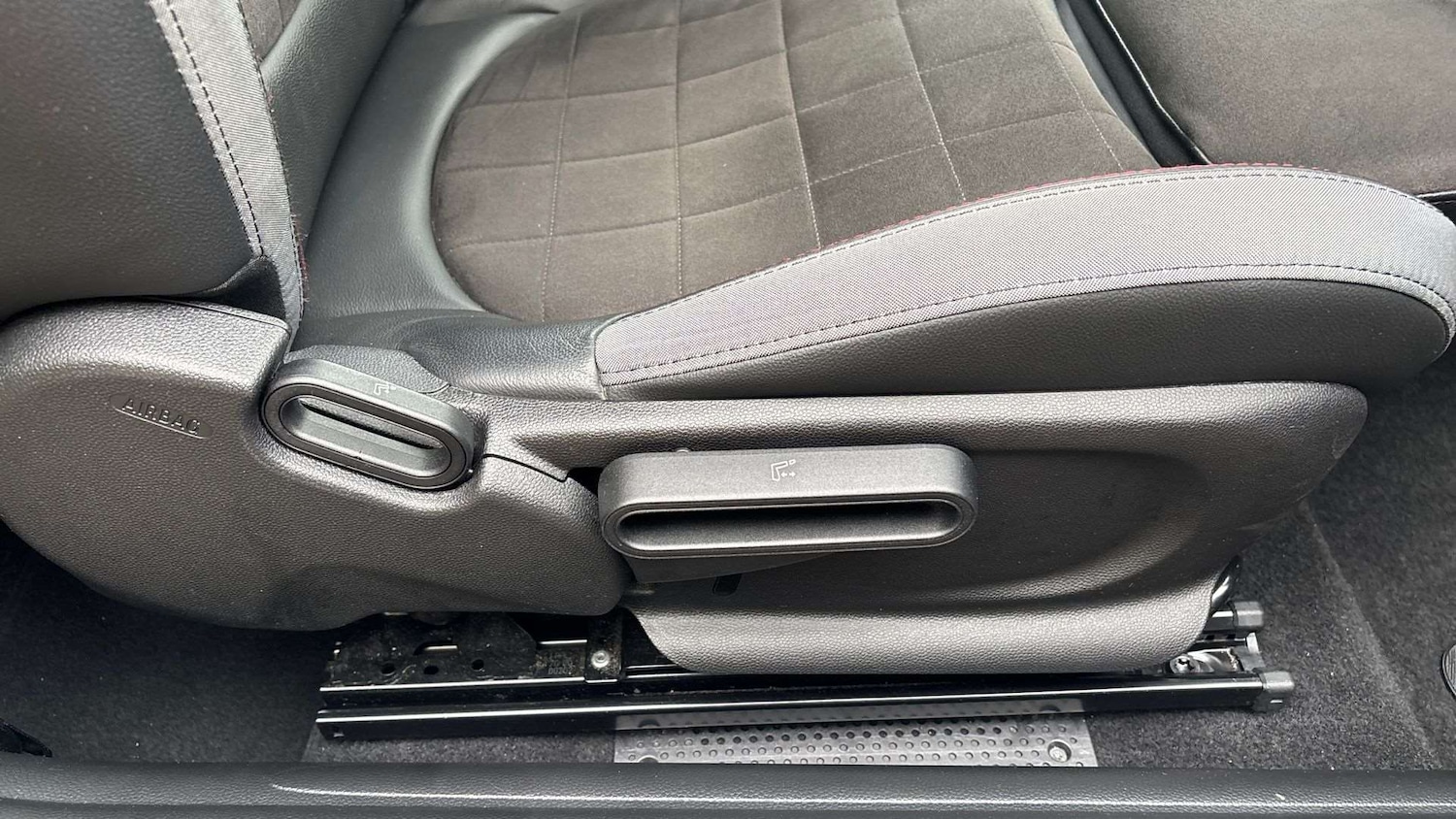 Used MINI Hatch 2021 for sale - 76316134: Photo 28