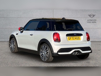 Used MINI Hatch 2022 for sale - 76411200: Photo