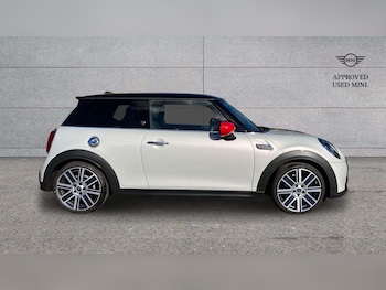Used MINI Hatch 2022 for sale - 76411200: Photo