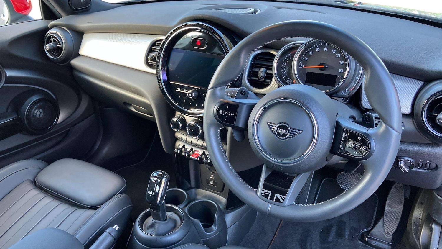 Used MINI Hatch 2022 for sale - 76411200: Photo 8