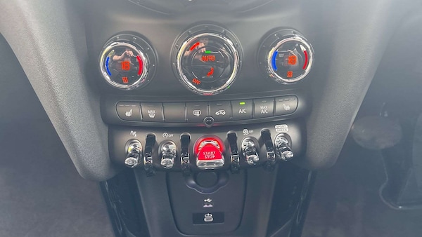 Used MINI Hatch 2023 for sale - 76316158: Photo 10