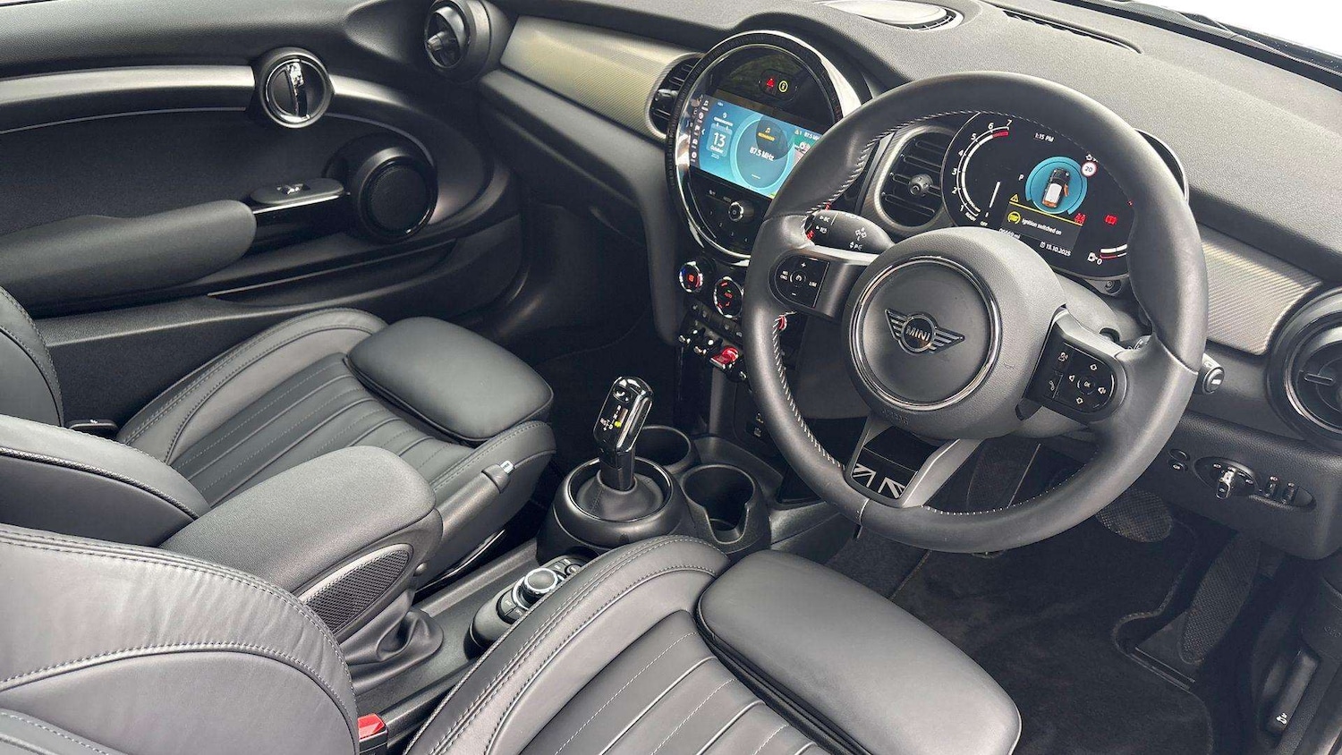 Used MINI Clubman 2023 for sale - 76316158: Photo 8