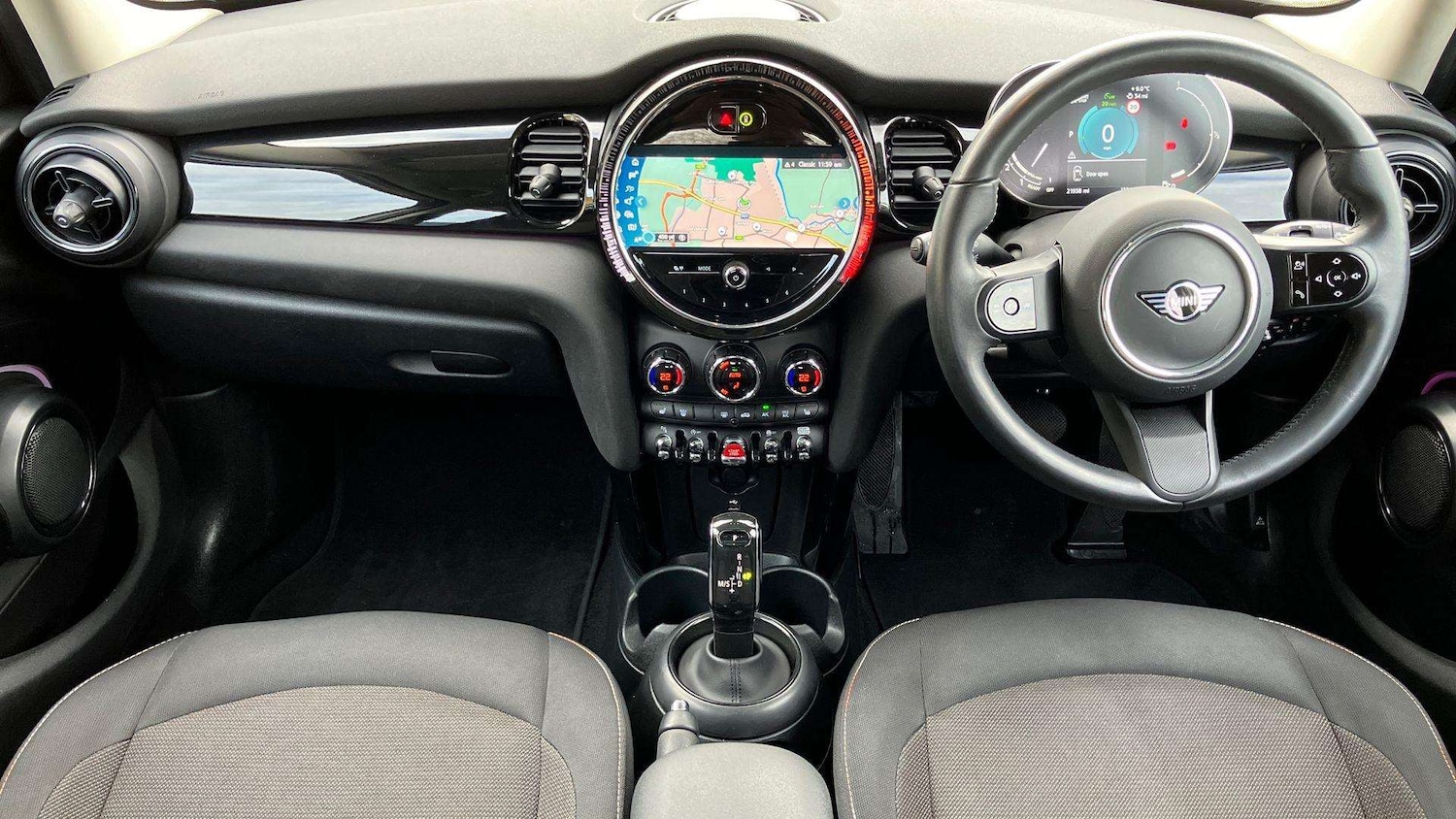 Used MINI Hatch 2023 for sale - 76624651: Photo 6