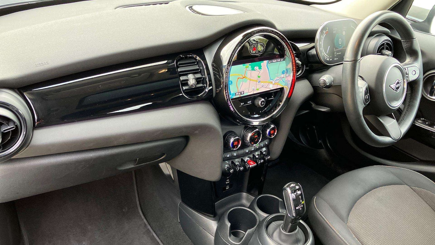 Used MINI Hatch 2023 for sale - 76624651: Photo 9