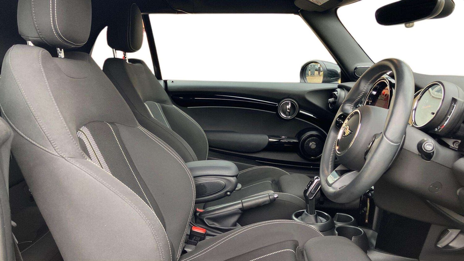 Used MINI Convertible 2022 for sale - 77527068: Photo 13