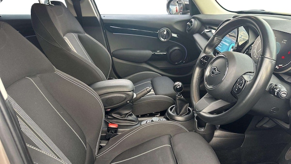 Used MINI Hatch 2021 for sale - 76316157: Photo 13